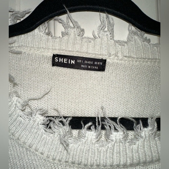 Shein oversized sweater white with black stars size large ￼ - Picture 2 of 2